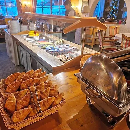 Hotel Waldhorn 3*